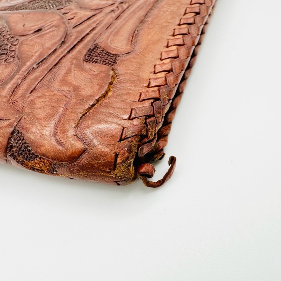 Vintage Leather Hand Tooled Wallet - Picture 5 of 9